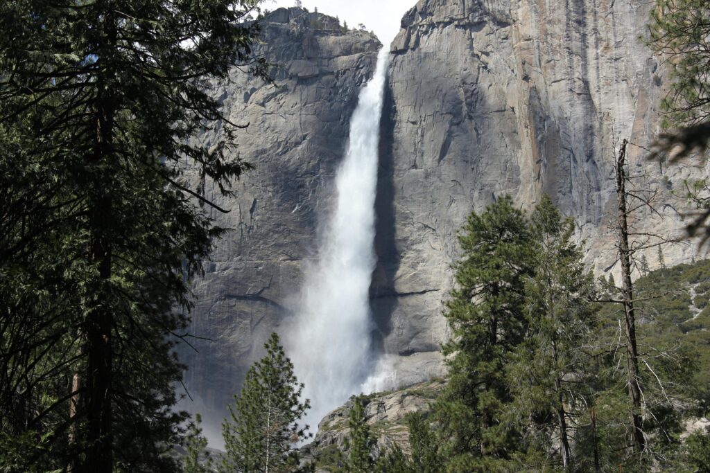 Easy Waterfall Hike in Yosemite Valley