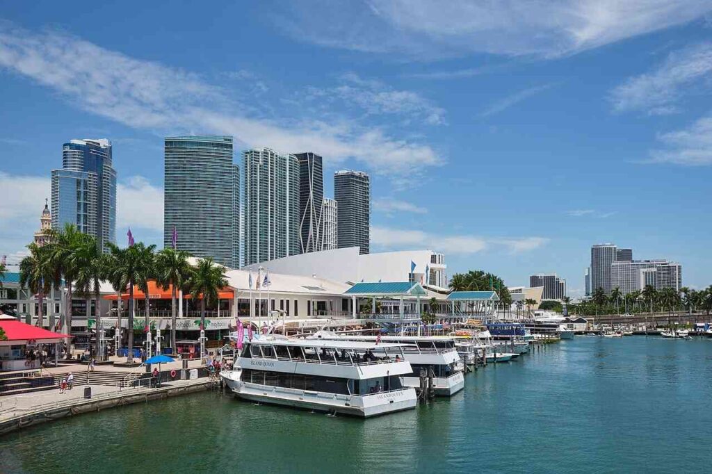 bayside marketplace miami guide